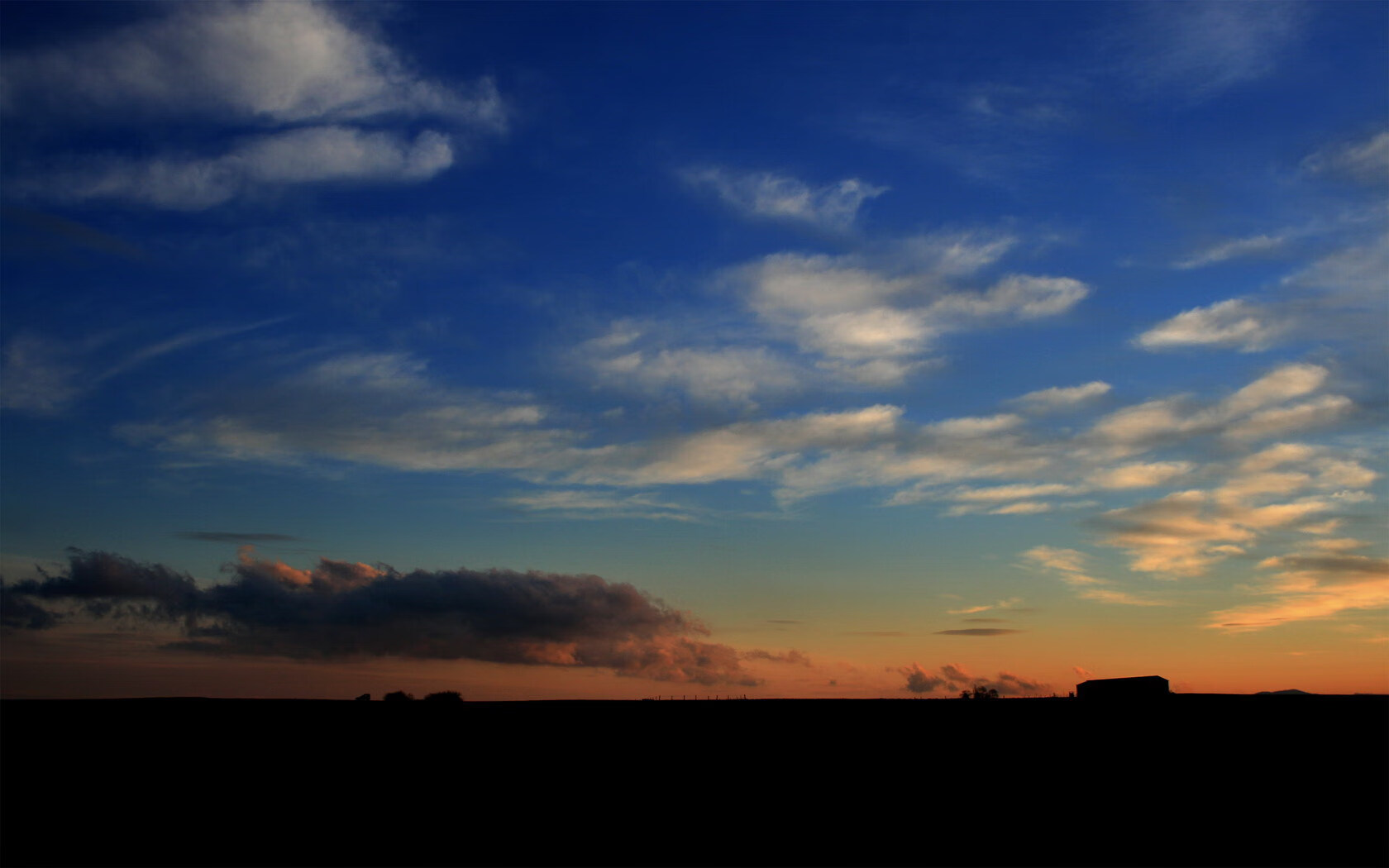 九游体育app下载-新疆男篮团队协作提升有效压制对手得分，新疆男篮主力
