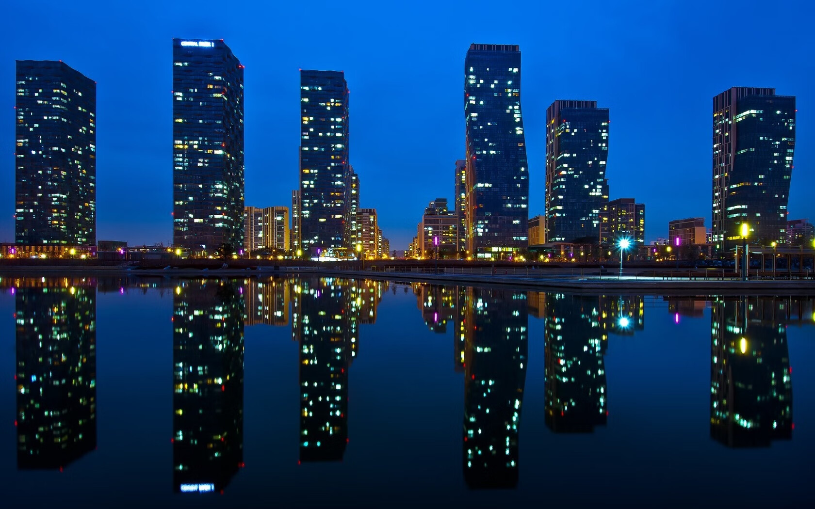 九游体育线上-科特迪瓦男篮在非洲锦标赛中持续升温，体育水平不断提升，科特迪瓦男足