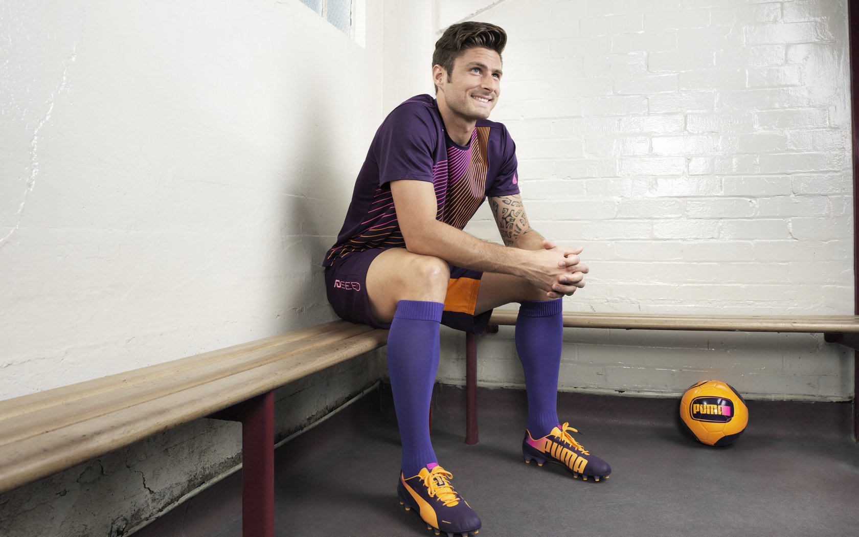 【规则内幕】裁判如何判断繁琐犯规？判罚细节全揭秘，判断犯规、违例的四个基本原则